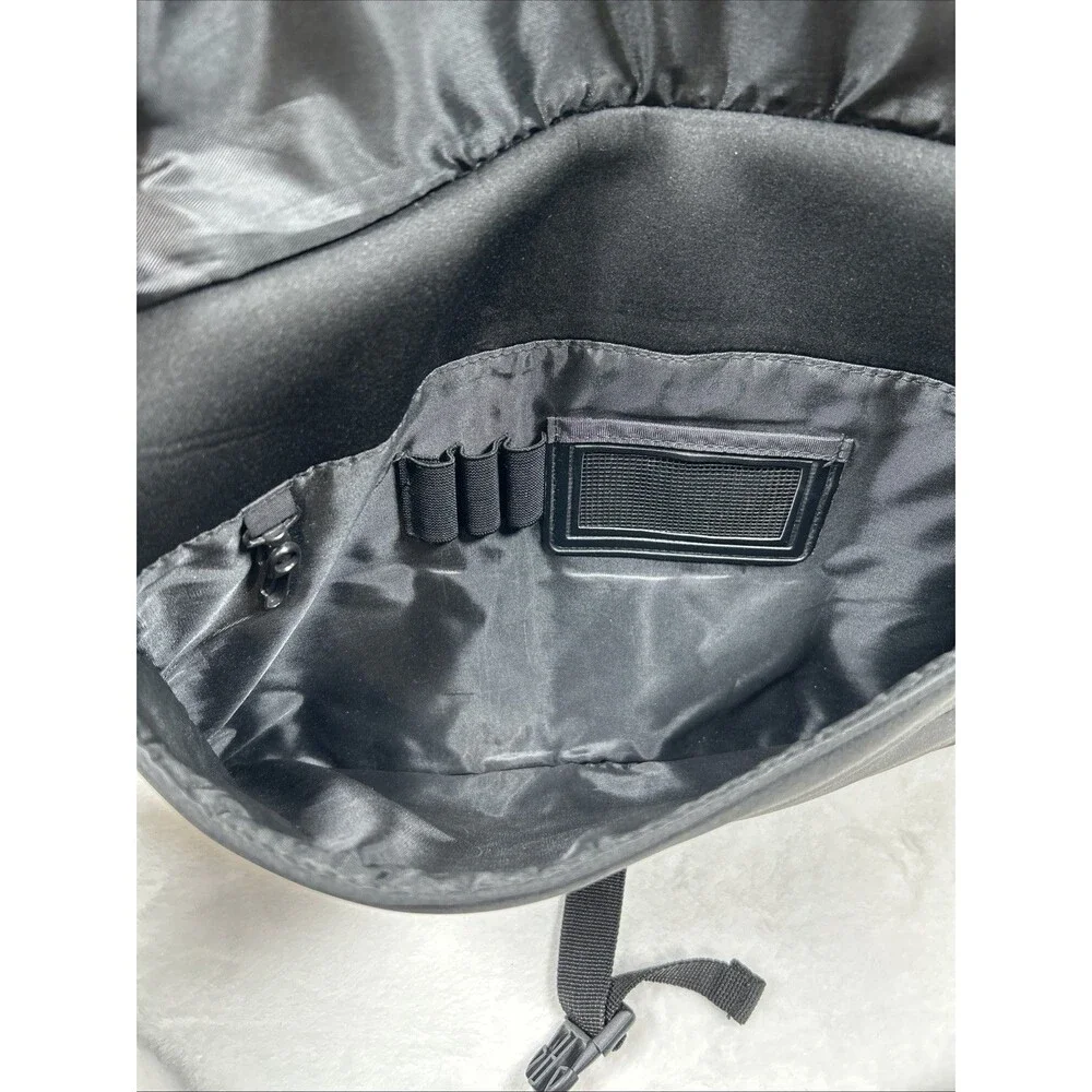 Targus Laptop Messenger Bag Black CVR20101-01 With Strap for 15” Laptop